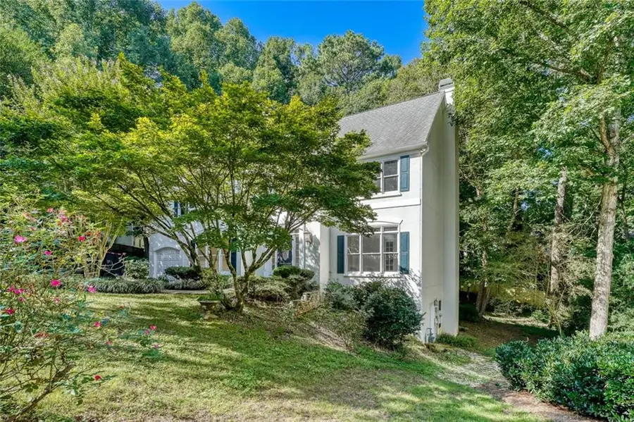 1363 Fallsbrook Way Nw, Acworth, GA 30101 - #3