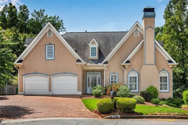 2285 Littlebrooke Trace, Dunwoody, GA 30338