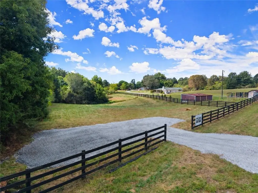 7270 Pea Ridge Road, Gainesville, GA 30506 - #1