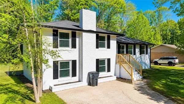 4675 Lincoln Way Sw, Lilburn, GA 30047