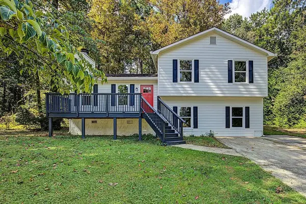 2690 Pine Log Way, Buford, GA 30519