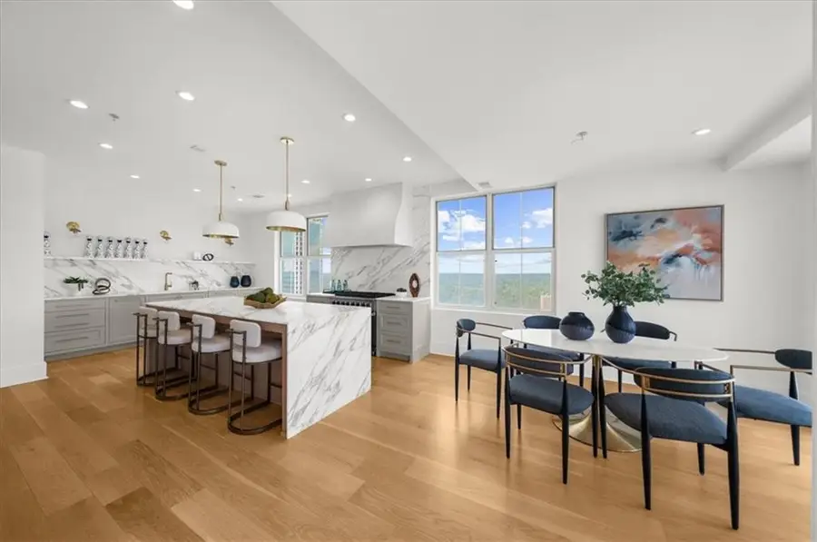 2881 Peachtree Road Ne #2201, Atlanta, GA 30305 - #2