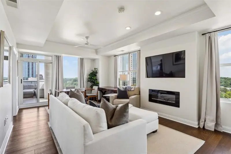 2881 Peachtree Road Ne #1005, Atlanta, GA 30305 - #1