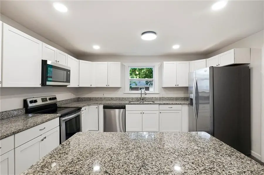 1233 Oakland Drive Sw, Atlanta, GA 30310 - #2