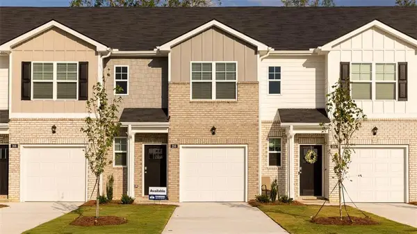 216 Kenmore Circle, Perry, GA 31069