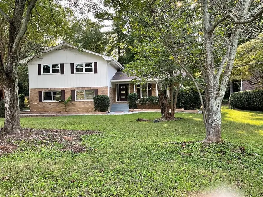 4950 Happy Hollow Rd, Dunwoody, GA 30360 - #2