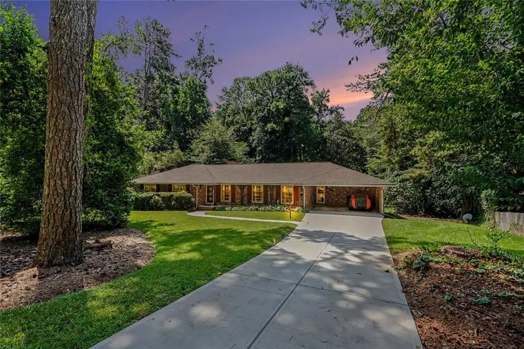 4151 Durham Circle, Stone Mountain, GA 30083 - #1