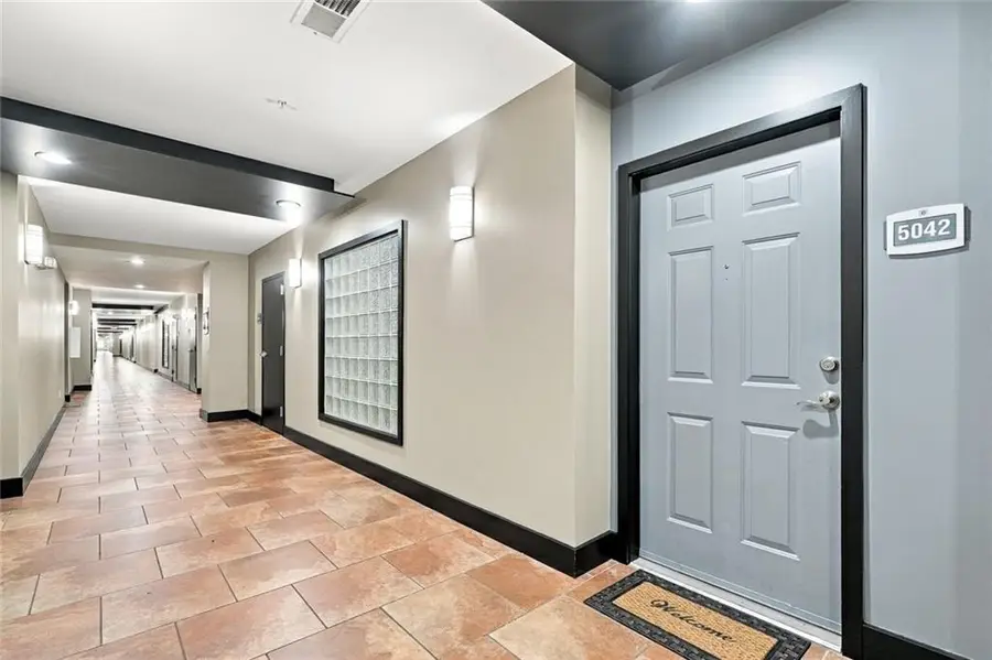 390 17th Street Nw #5042, Atlanta, GA 30363 - #2