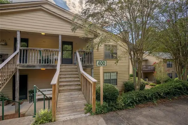 2235 Old Hamilton Place #400D, Gainesville, GA 30507