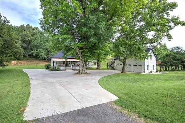 182 Henry Mack Hill Road, Rydal, GA 30171
