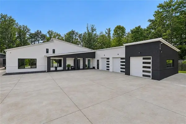 3240 Smithtown Rd, Suwanee, GA 30024