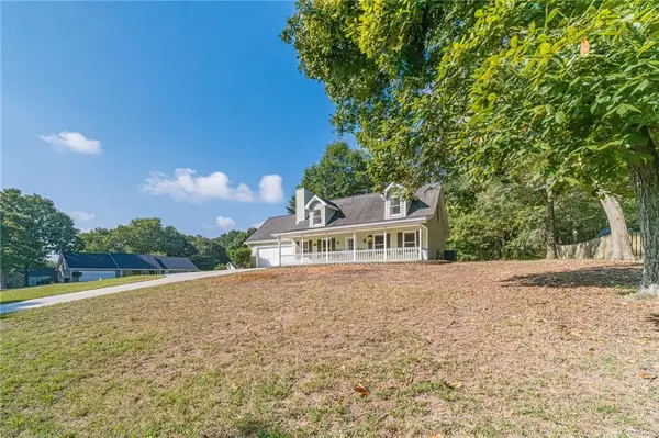 2275 Huntington Drive, Loganville, GA 30052