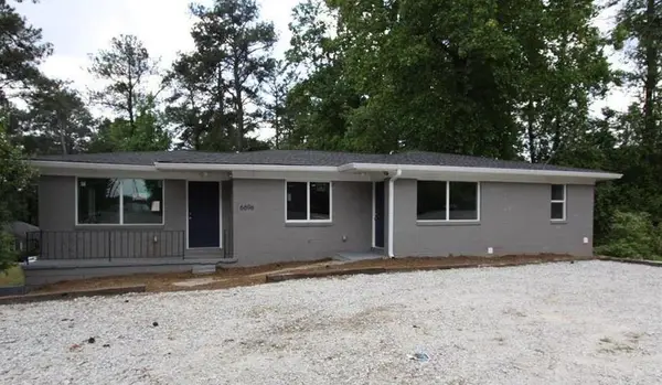 6696 Mableton Parkway Se, Mableton, GA 30126