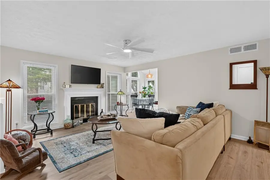 1005 Canyon Point Circle, Roswell, GA 30076 - #2