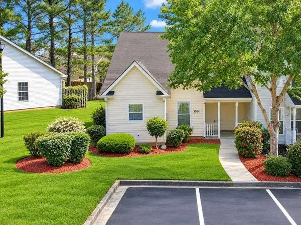 5964 Sherwood Trce, Lithonia, GA 30038