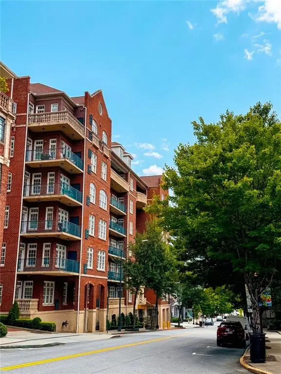 77 Peachtree Place Ne #211, Atlanta, GA 30309