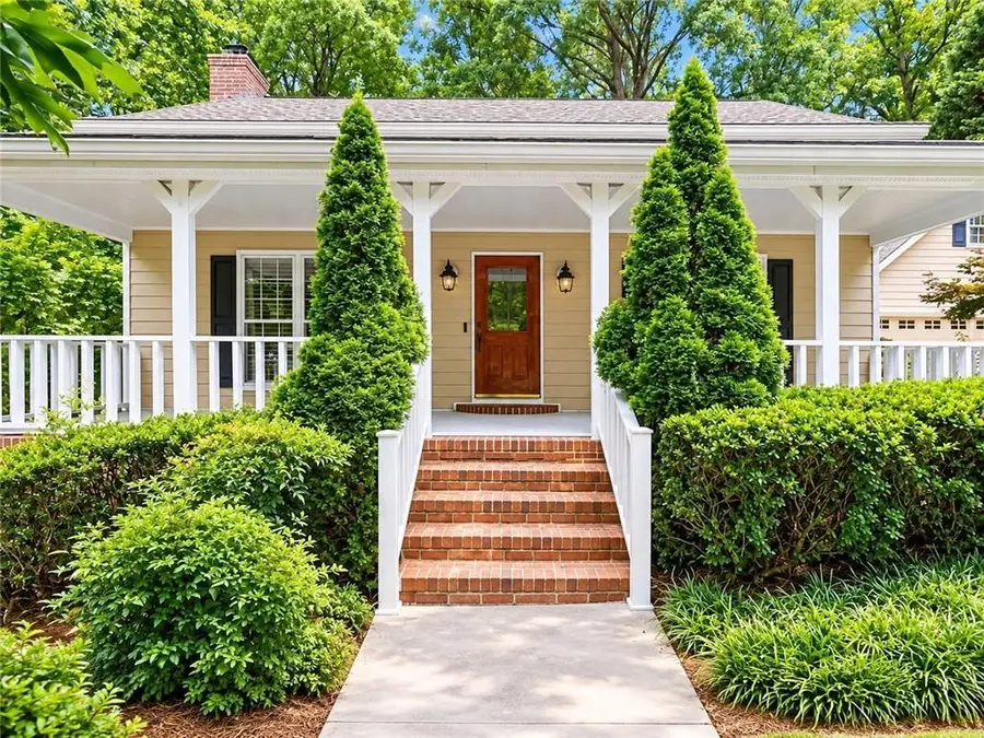 1052 Evelyn Lane, Lilburn, GA 30047 - #3