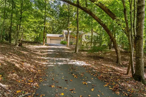 42 Oak Morris Ridge, Jasper, GA 30143