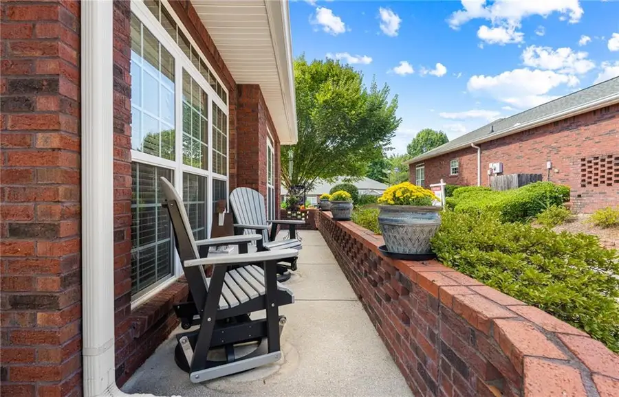 4232 Pondview Way, Oakwood, GA 30566 - #2