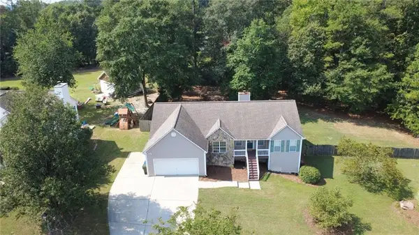 4345 Lexington Ridge Drive, Loganville, GA 30052