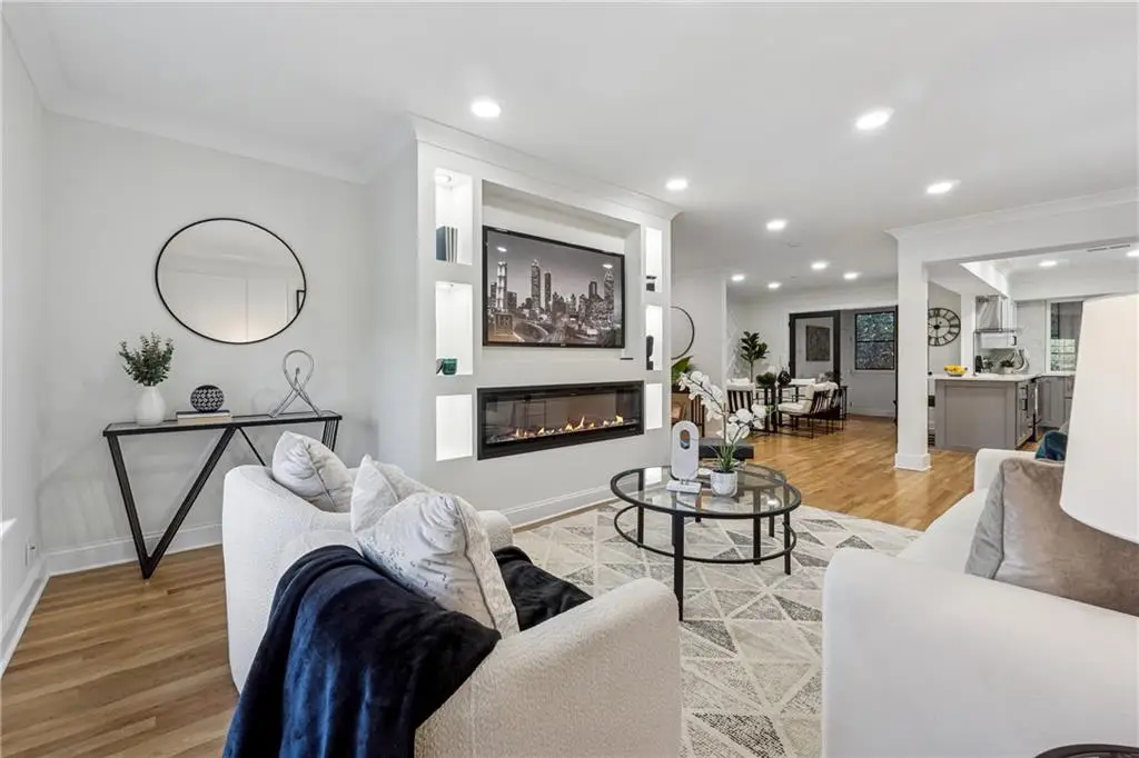106 La Rue Place, Atlanta, GA 30327 - #1