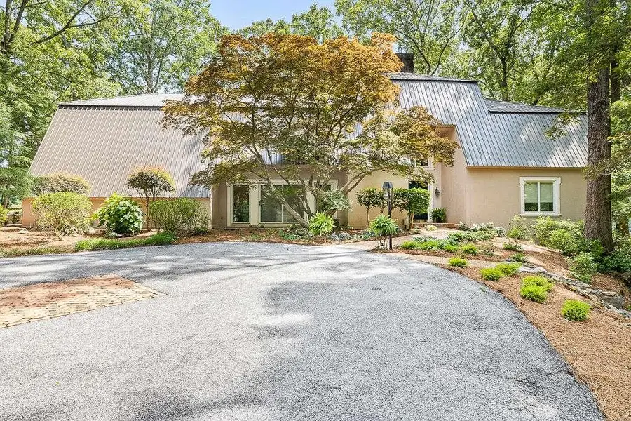 8569 Jefferson Road, Commerce, GA 30529 - #2