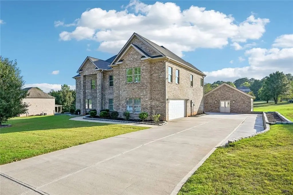 190 Barcelona Drive, Covington, GA 30016 - #1