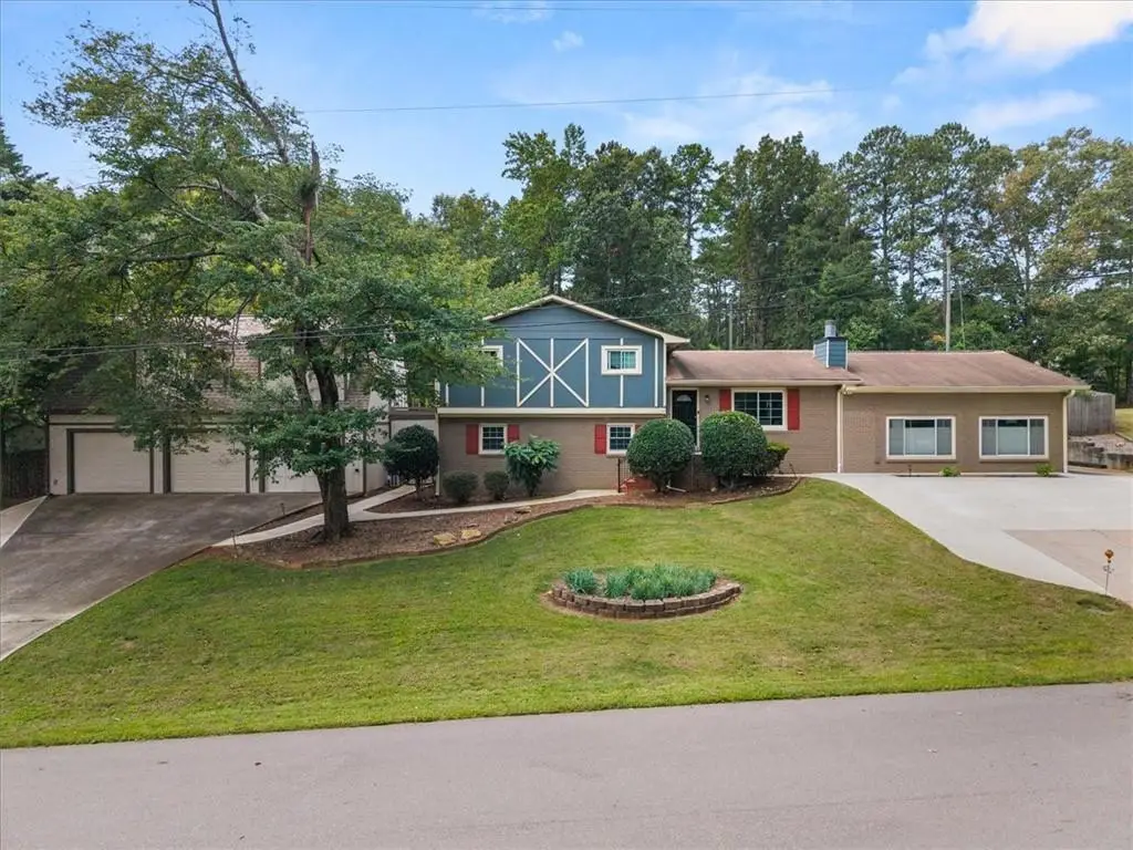 6054 Dogwood Circle, Buford, GA 30518 - #1