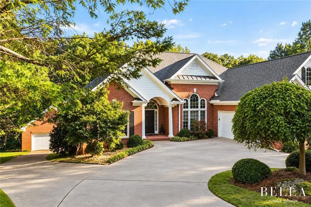 8645 Anchor On Lanier Court, Gainesville, GA 30506 - #1