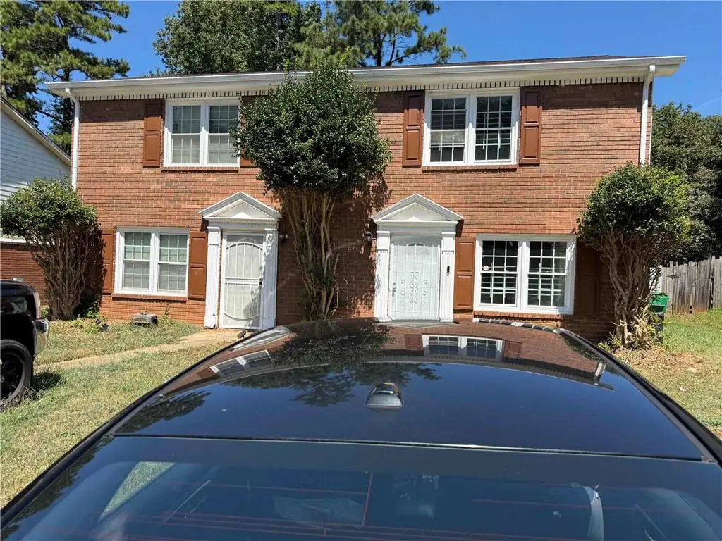 5382 Ridgemere Ct, Stone Mountain, GA 30083 - #1