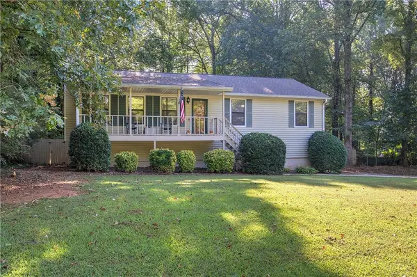 98 Beatrice Street, Dallas, GA 30157