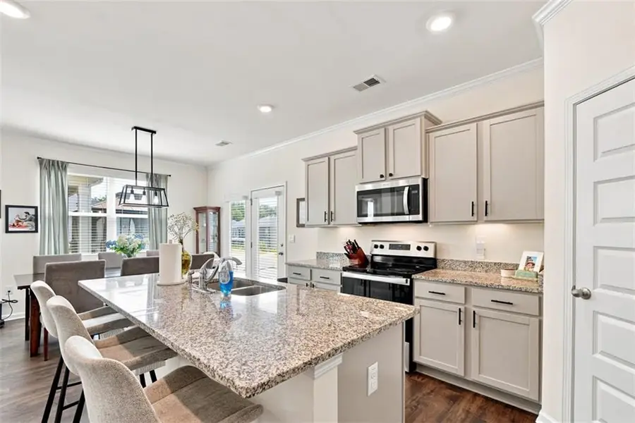 385 Shasta Court, Hoschton, GA 30548 - #2