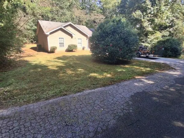 10125 Flat Shoals Road, Covington, GA 30014