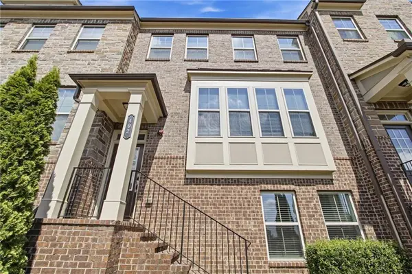 402 Montclair Court, Woodstock, GA 30188