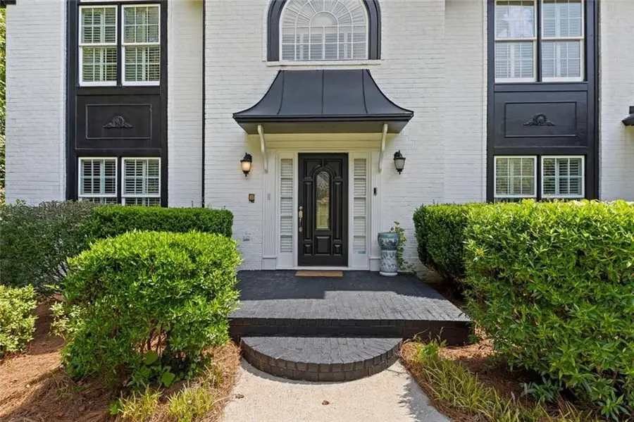 5502 Oakwood Drive, Stone Mountain, GA 30087 - #2