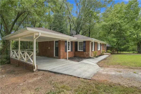 3944 Creel Drive, Lithia Springs, GA 30122