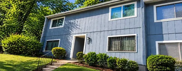 961 Pine Hollow Road, Austell, GA 30168