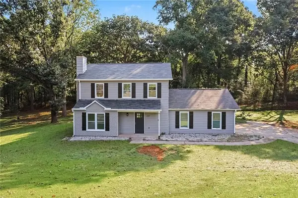 221 Lariat Lane, Ellenwood, GA 30294