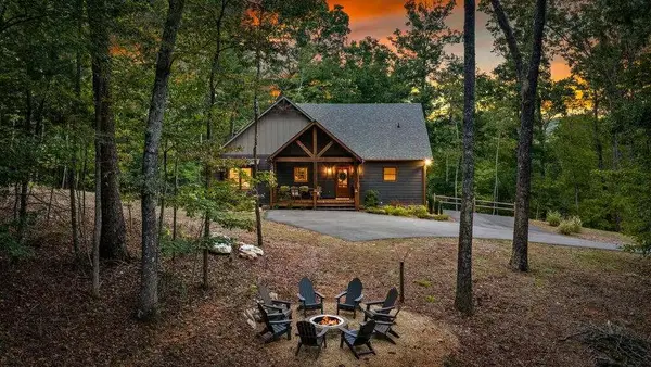 1081 Dills Road, Blue Ridge, GA 30513
