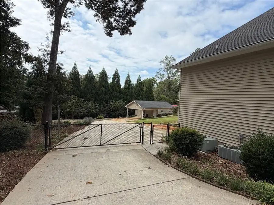 3815 Hilldale Road, Oakwood, GA 30566 - #3