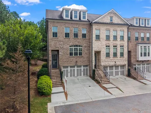 1402 Wisteria Wall Drive, Suwanee, GA 30024