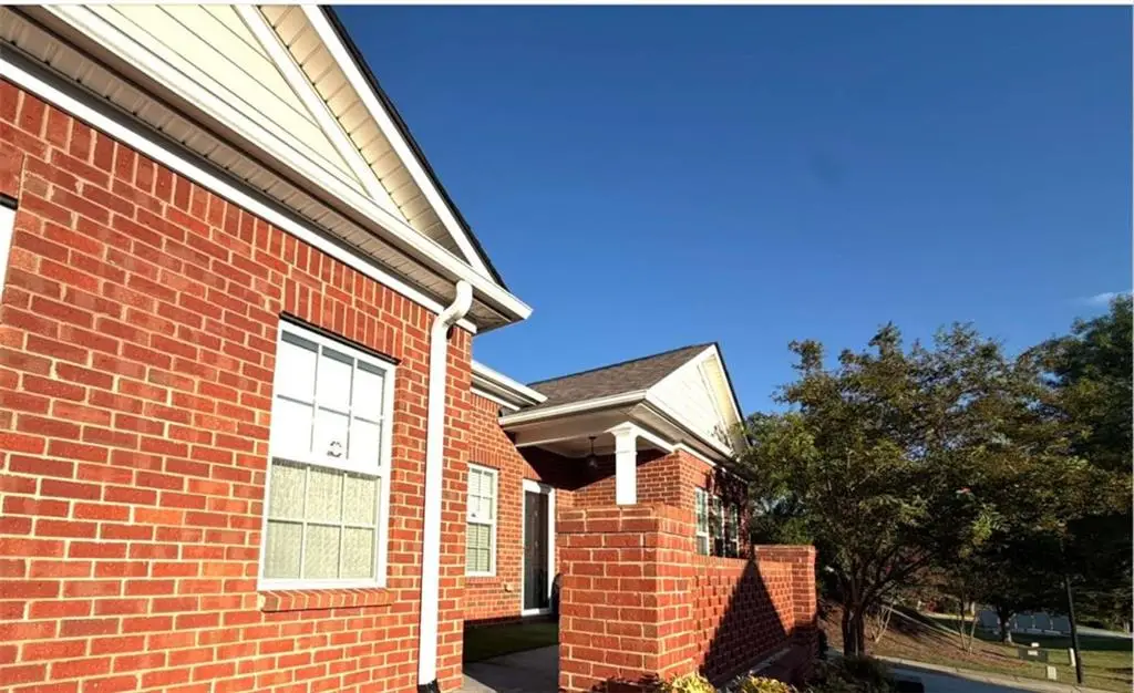 341 Villa Park Circle, Stone Mountain, GA 30087 - #1