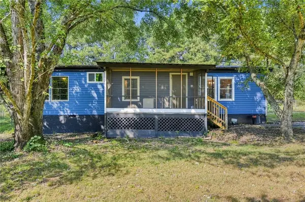 240 Norfolk Dr, Hampton, GA 30228