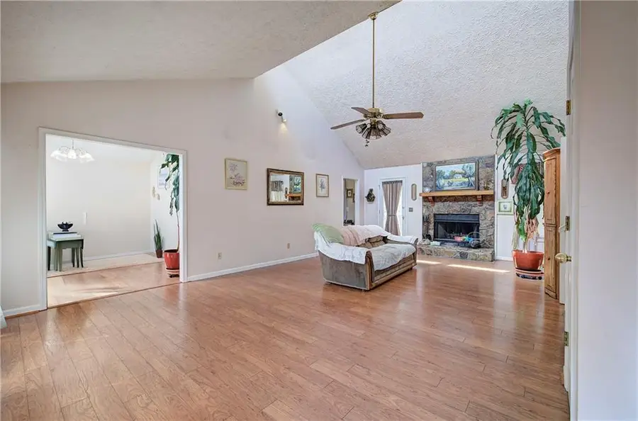 18 Gentry Drive Sw, Cartersville, GA 30120 - #2