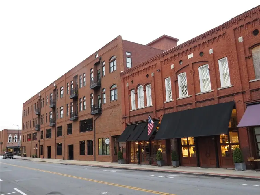 1 E 3rd Avenue #402, Rome, GA 30161 - #2