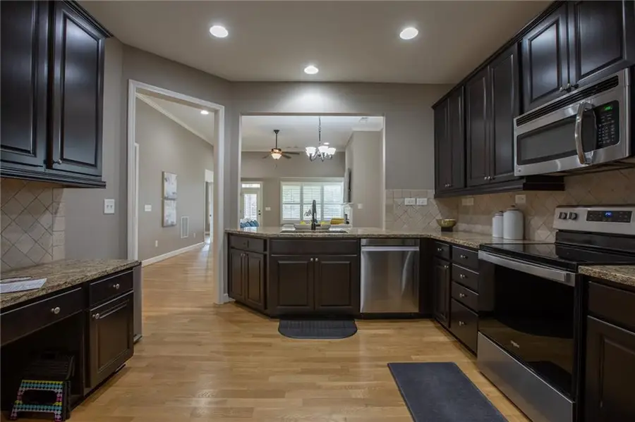 3723 Golden Leaf Point Sw, Gainesville, GA 30504 - #2