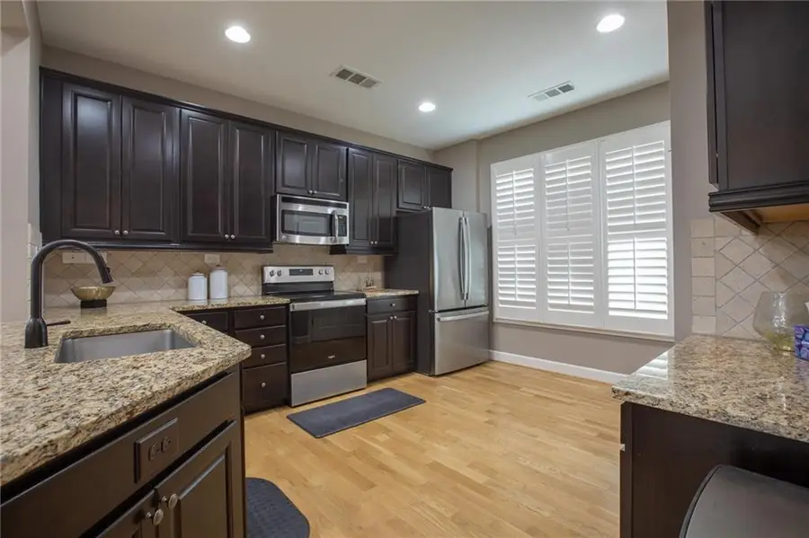 3723 Golden Leaf Point Sw, Gainesville, GA 30504 - #3