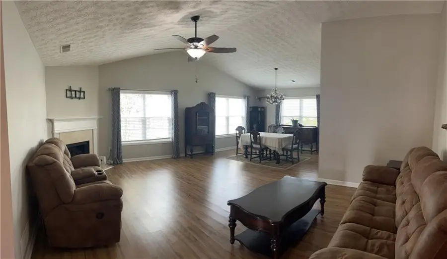 804 Village Place, Loganville, GA 30052 - #3