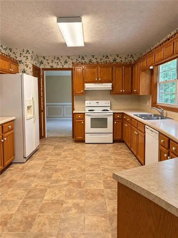 3420 Coles Creek Drive, Buford, GA 30519 - #3