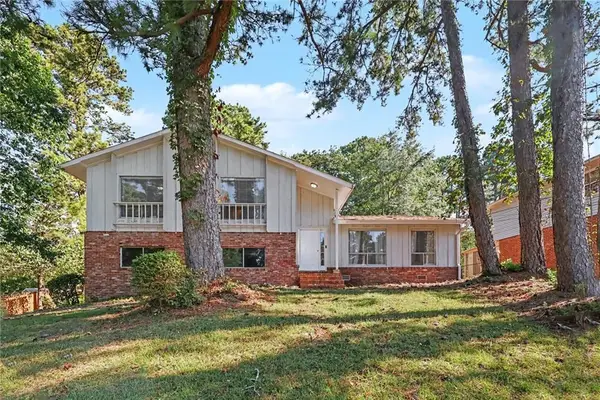 1870 Sandgate Circle, South Fulton, GA 30349